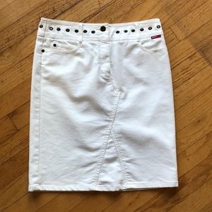 BCBG JEANS white denim skirt Size 2